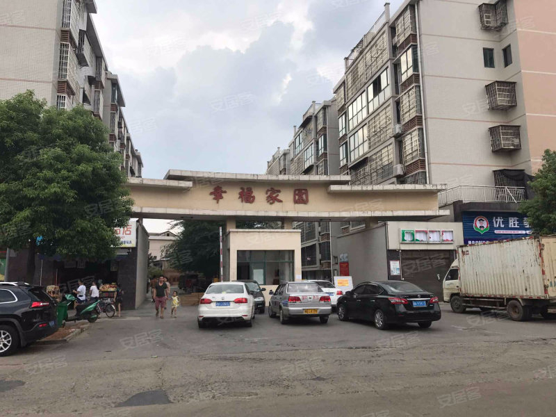 長沙幸福家園小區二次供水改造配套恒壓供水裝置+60噸不銹鋼拼接水箱