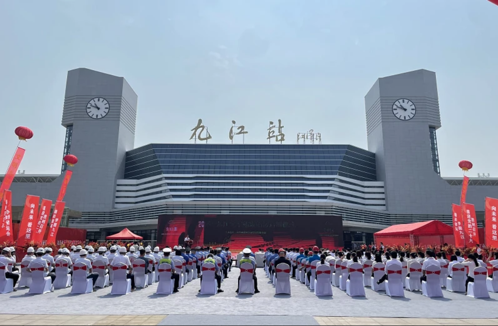 九江鐵路局宿舍定制22KW無負(fù)壓成套供水設(shè)備一臺